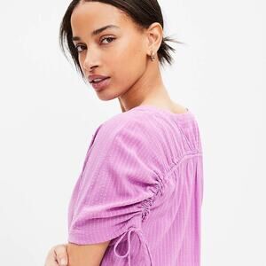 Loft Pink Seersucker Tie Back Yoke Top V-neck Cotton Blend Size Medium